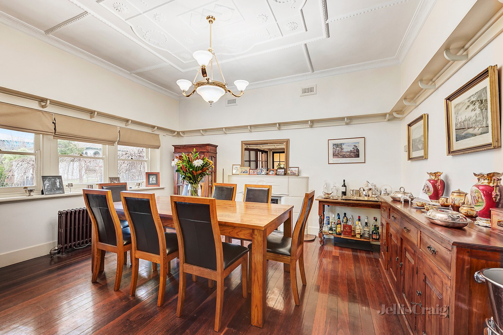 8 Barbara Avenue, Glen Iris image 5