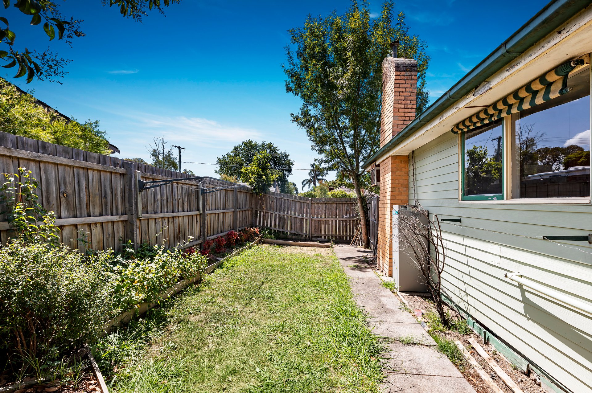 8 Barclay Avenue, Croydon image 6