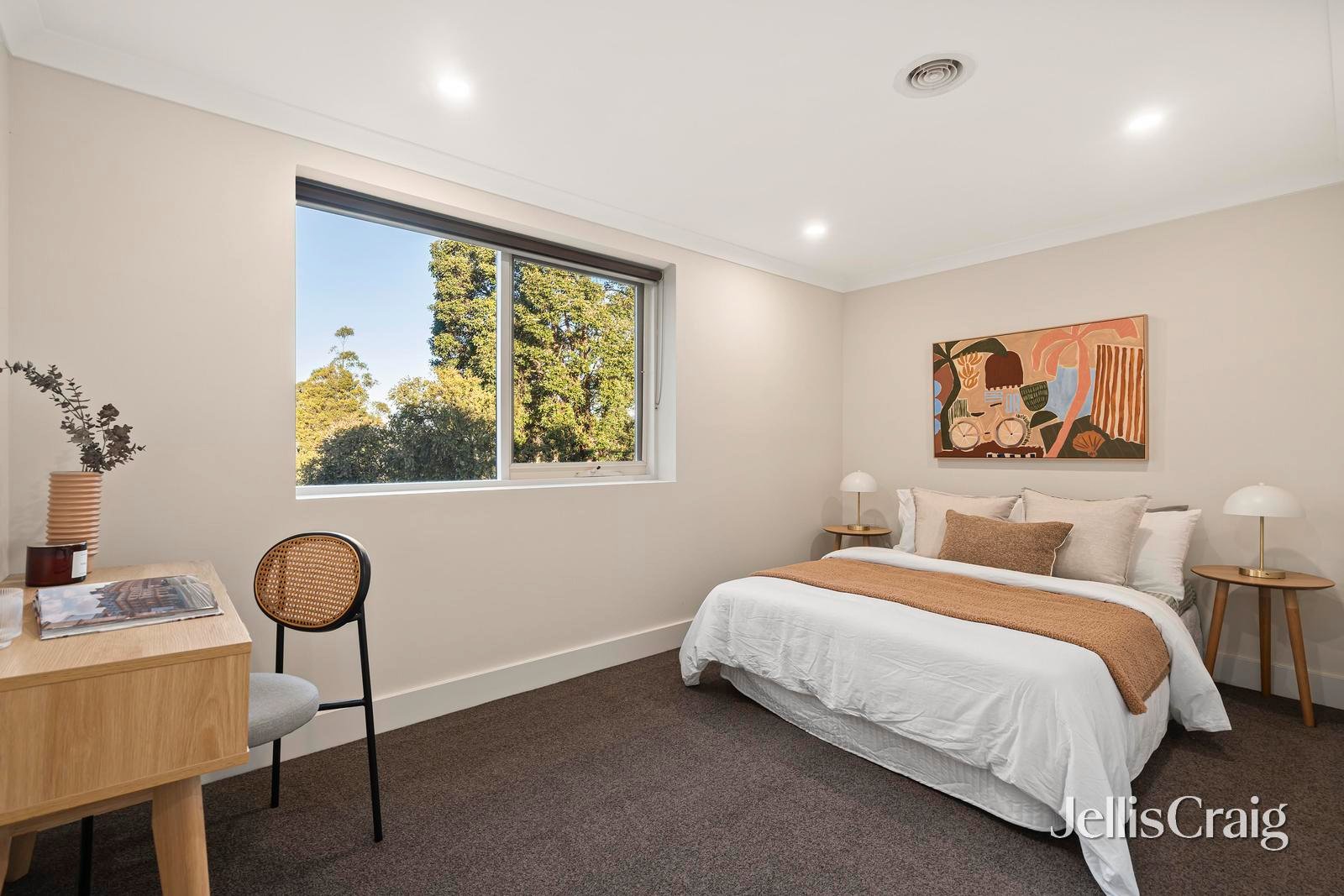 8 Barina Avenue, Mooroolbark image 9
