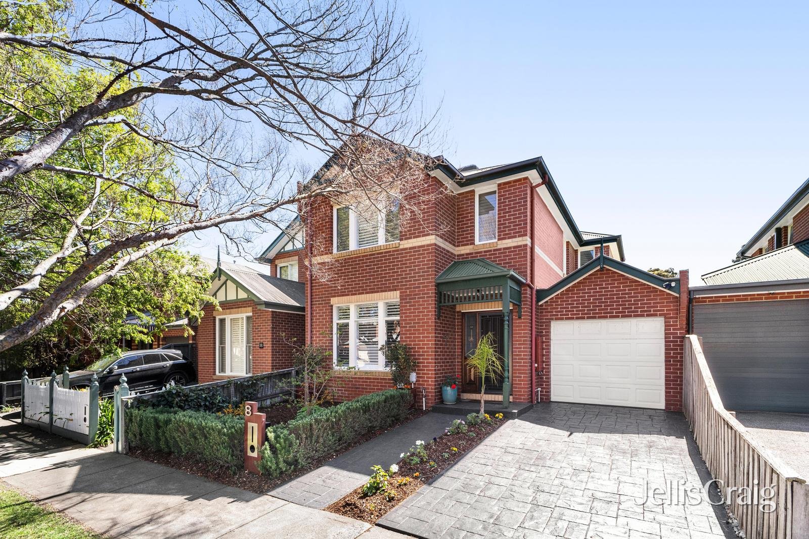 8 Bates Drive, Williamstown image 1