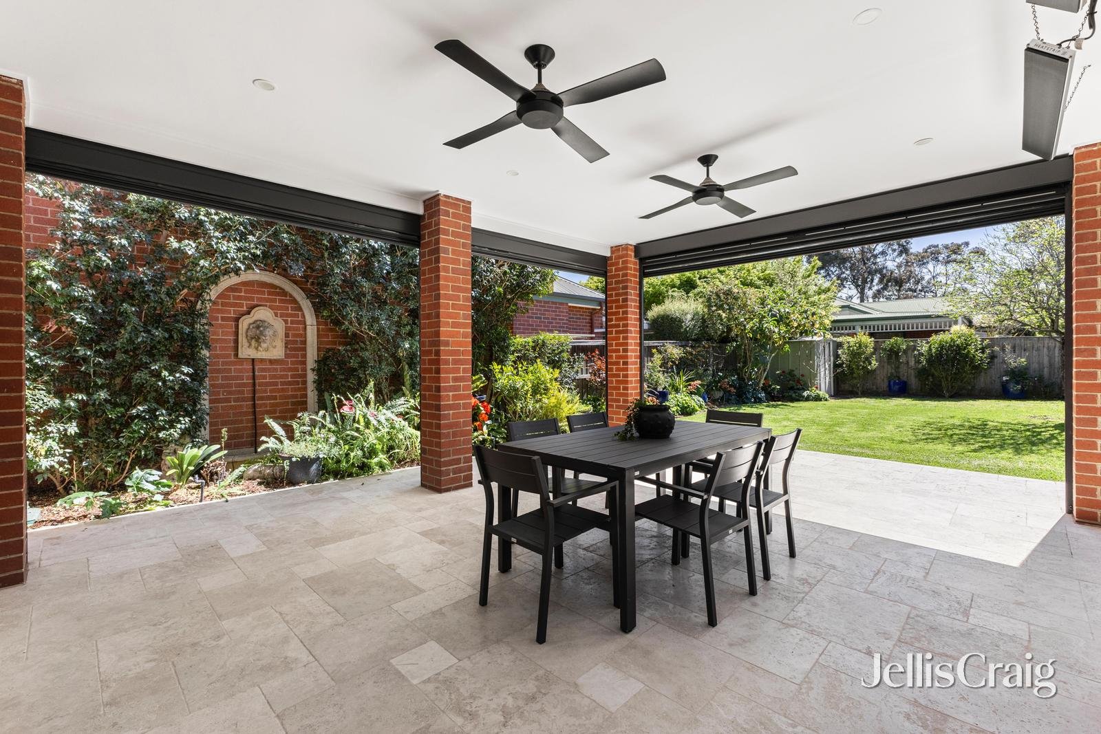 8 Bates Drive, Williamstown image 6