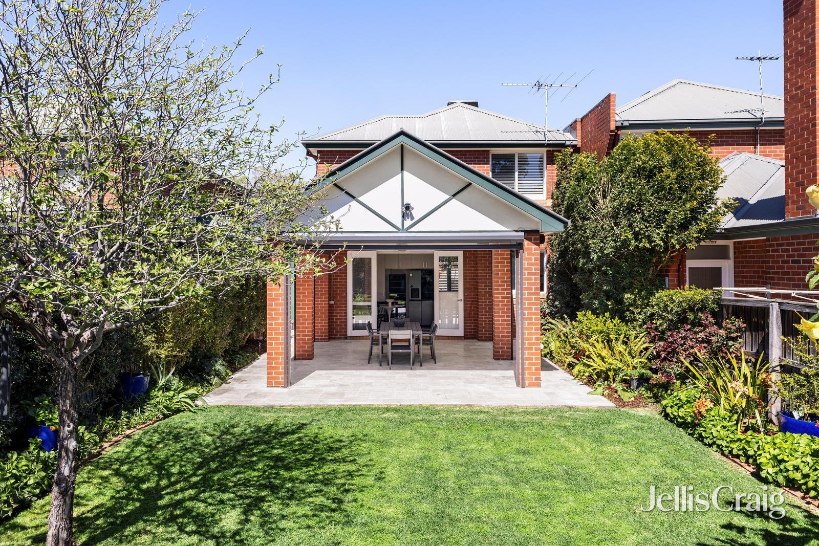 8 Bates Drive, Williamstown image 15