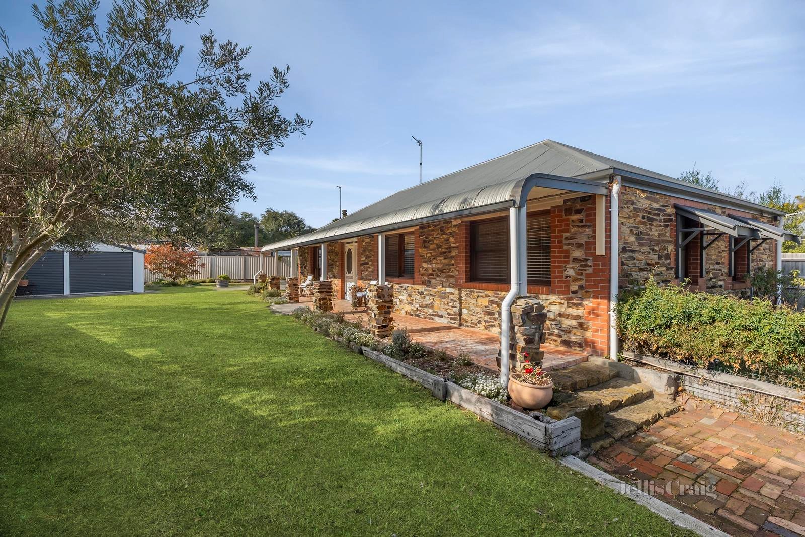 8 Baytown Close, Barwon Heads image 2