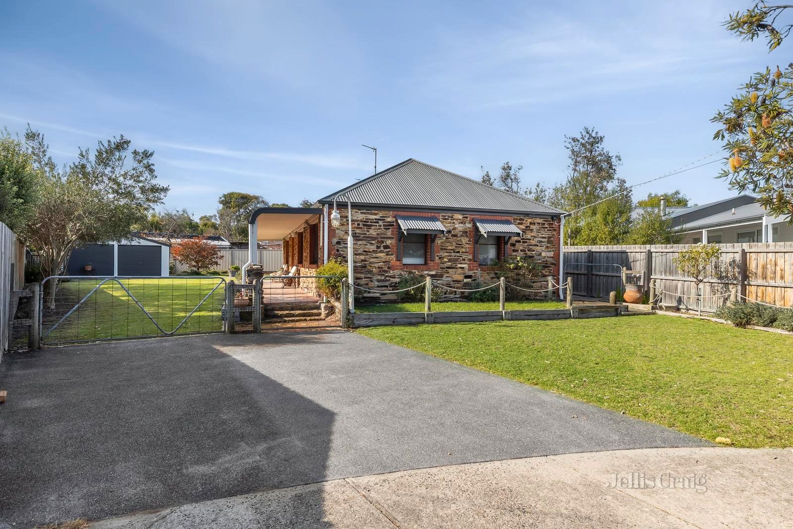 8 Baytown Close, Barwon Heads image 12