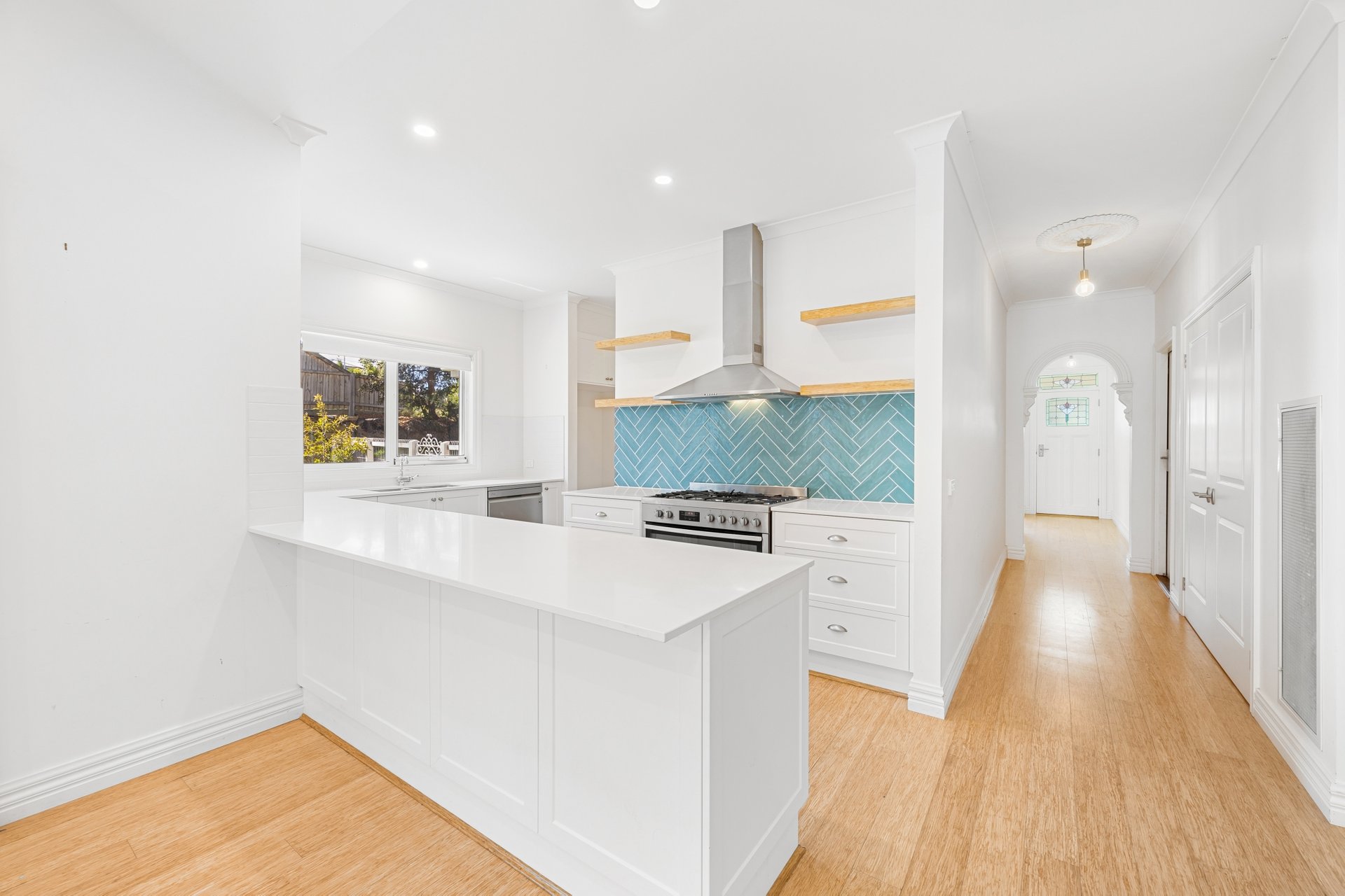 Property Gallery Thumbnail 3