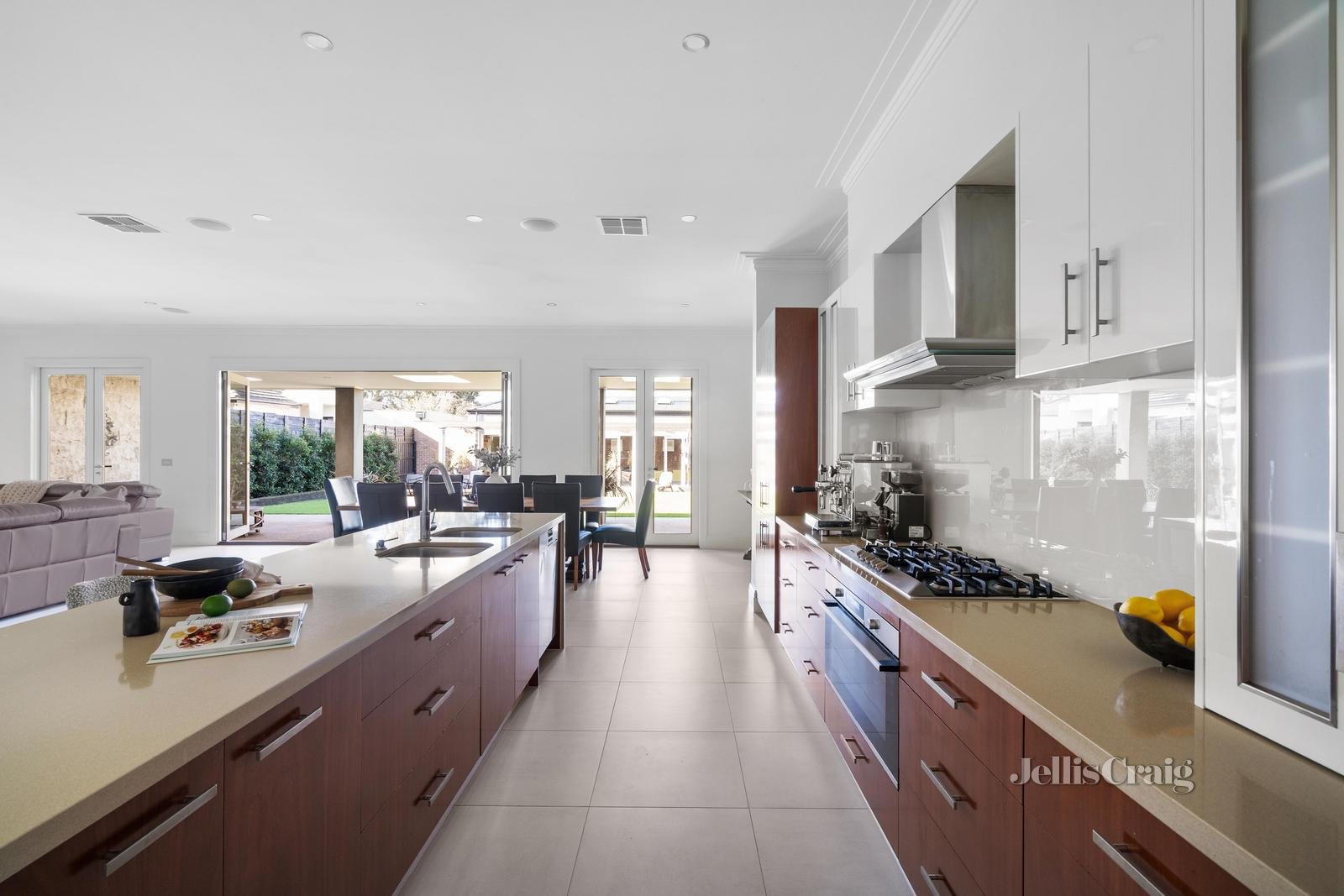8 Belmont Road, Ivanhoe image 8