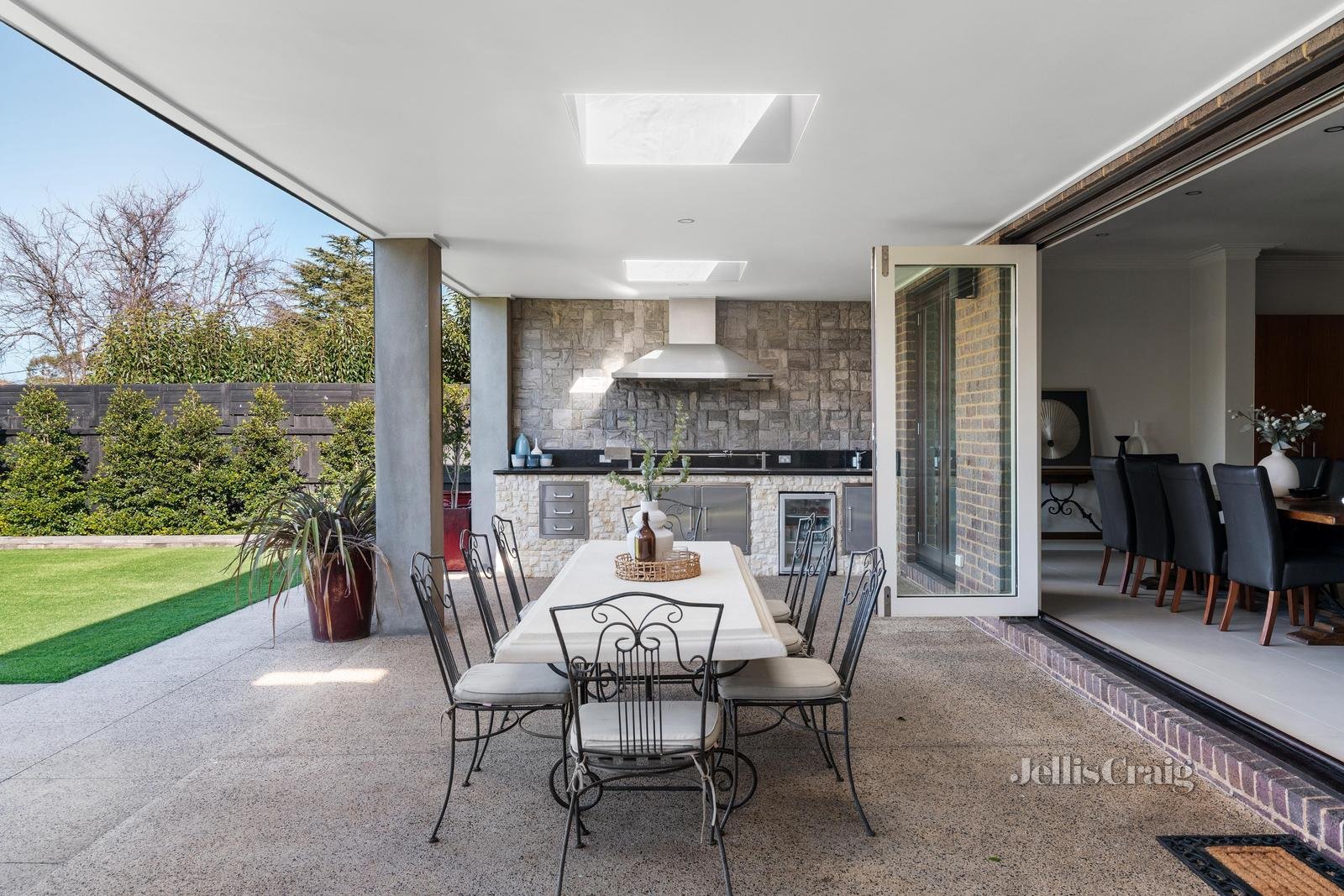 8 Belmont Road, Ivanhoe image 11