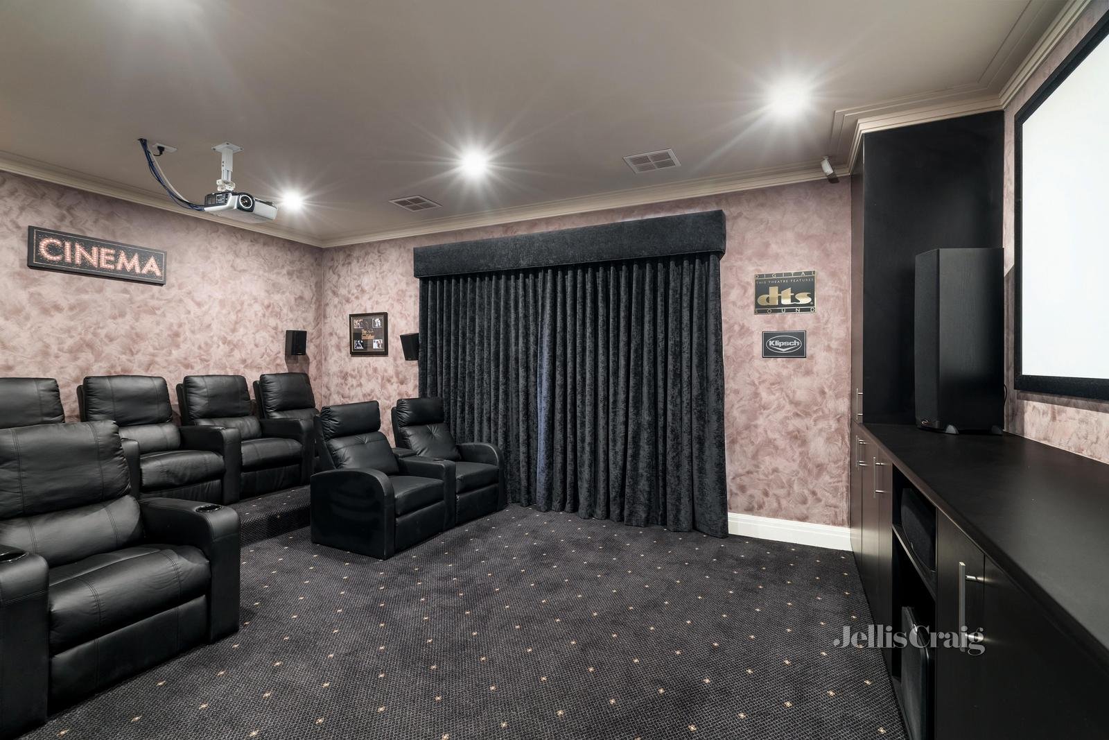 8 Belmont Road, Ivanhoe image 13