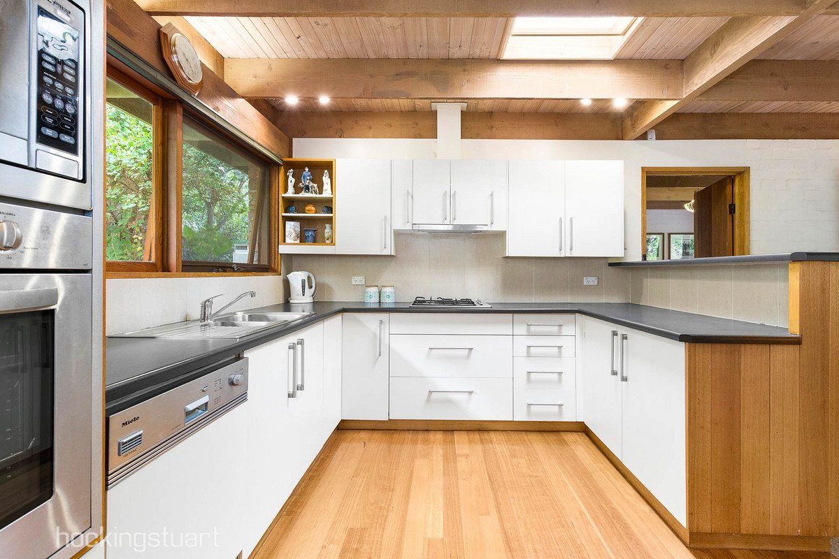 8 Belmont Street, Surrey Hills image 6