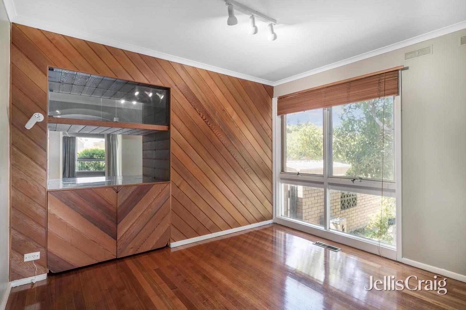 8 Belvedere Avenue, Wheelers&nbsp;Hill image 5