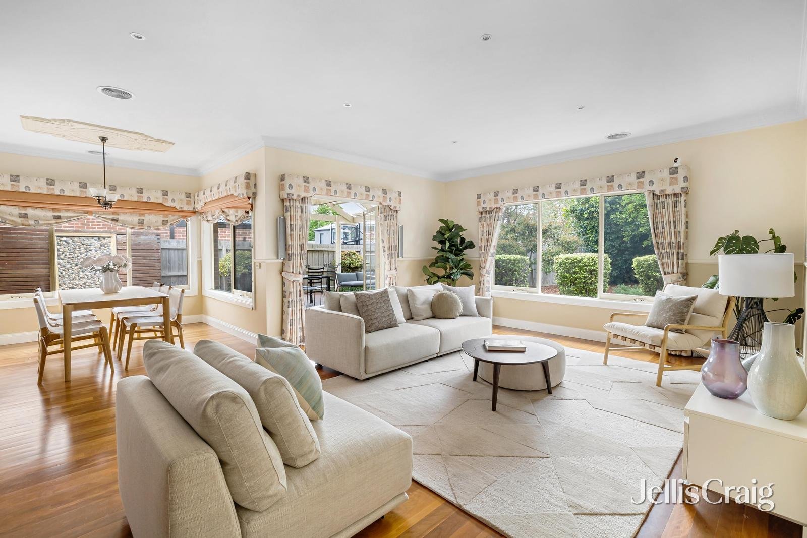 8 Benghazi Avenue, Ashburton image 3