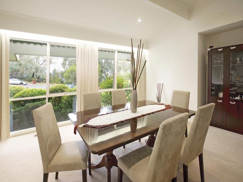 8 Berkefeld Court, Templestowe image 4