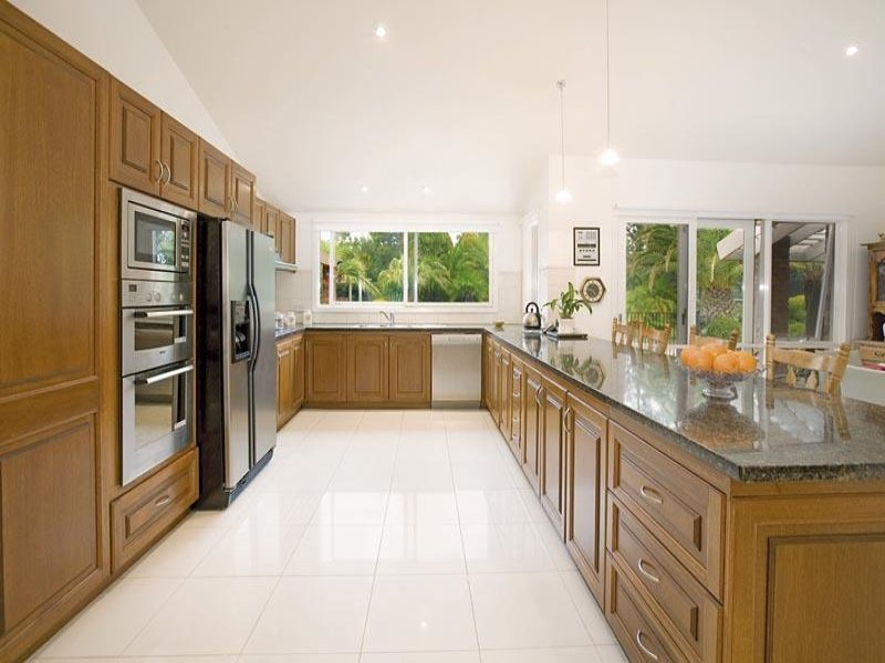 8 Berkefeld Court, Templestowe image 5