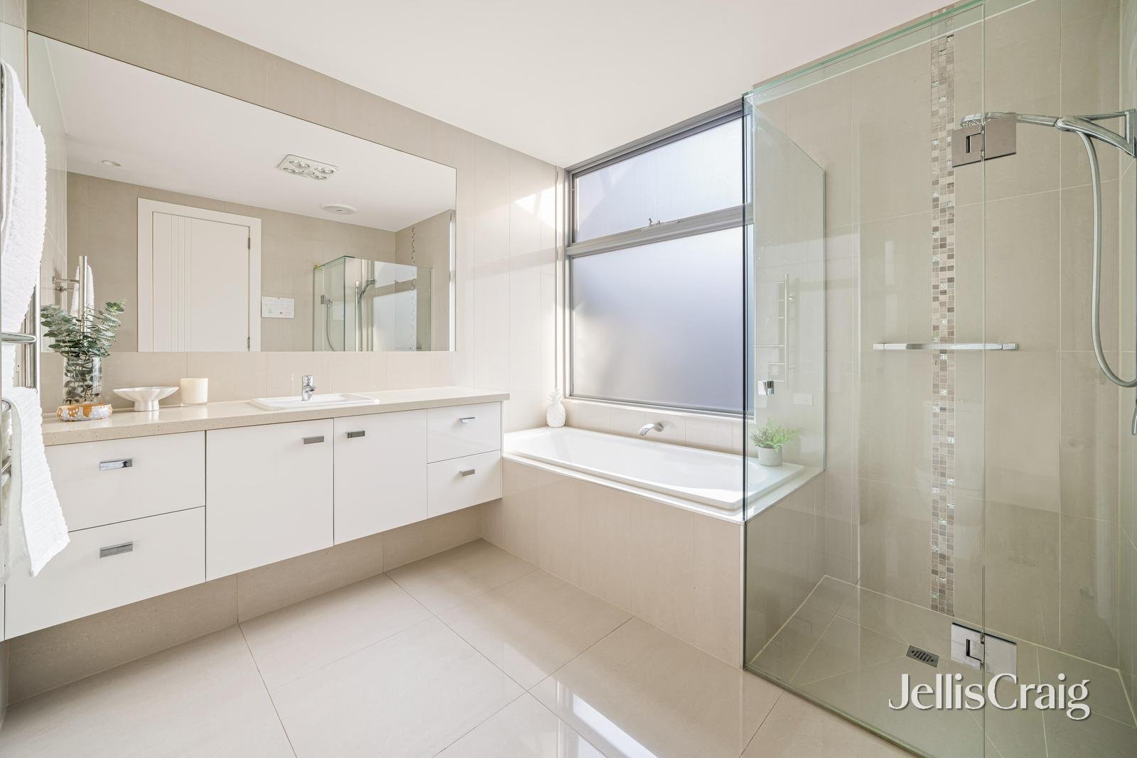 8 Berwen Street, Chelsea image 17