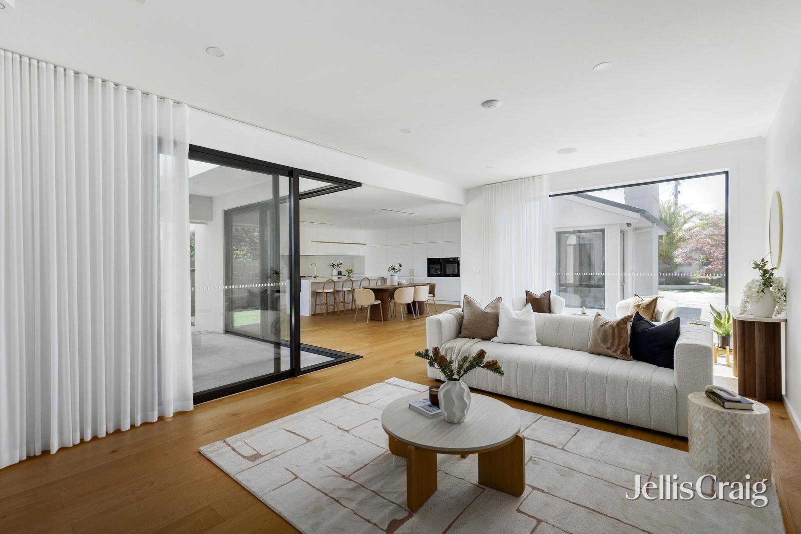 8 Bethwyn Street, Bentleigh&nbsp;East image 5