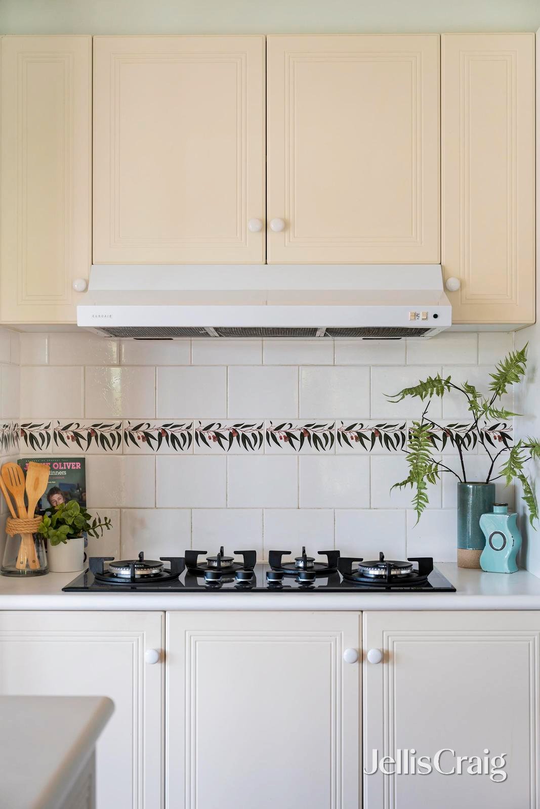 8 Billanook Way, Chirnside&nbsp;Park image 5