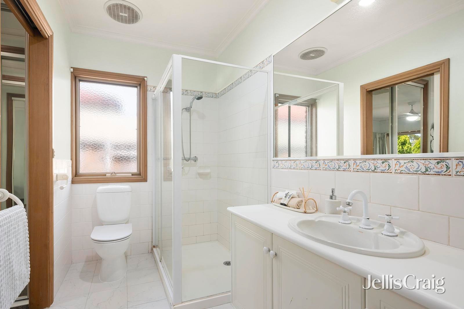 8 Billanook Way, Chirnside&nbsp;Park image 9