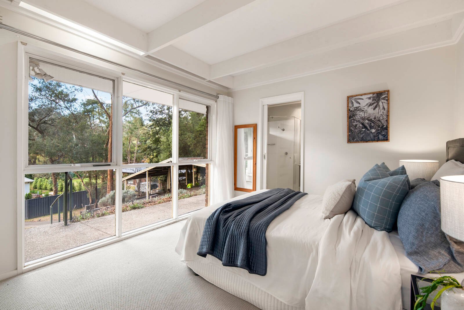 Property Gallery Thumbnail 11