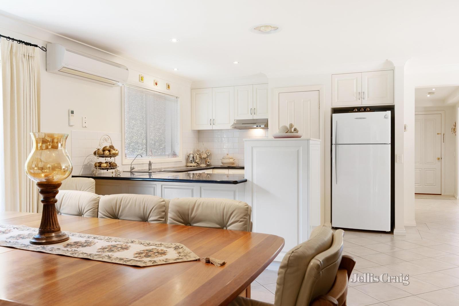 8 Boak Avenue, Mount Helen image 4