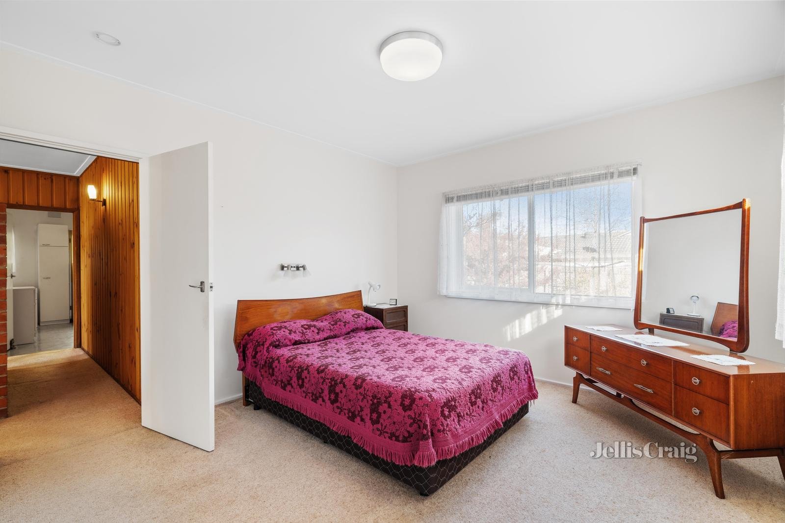 8 Botanic Drive, Glen Waverley image 6