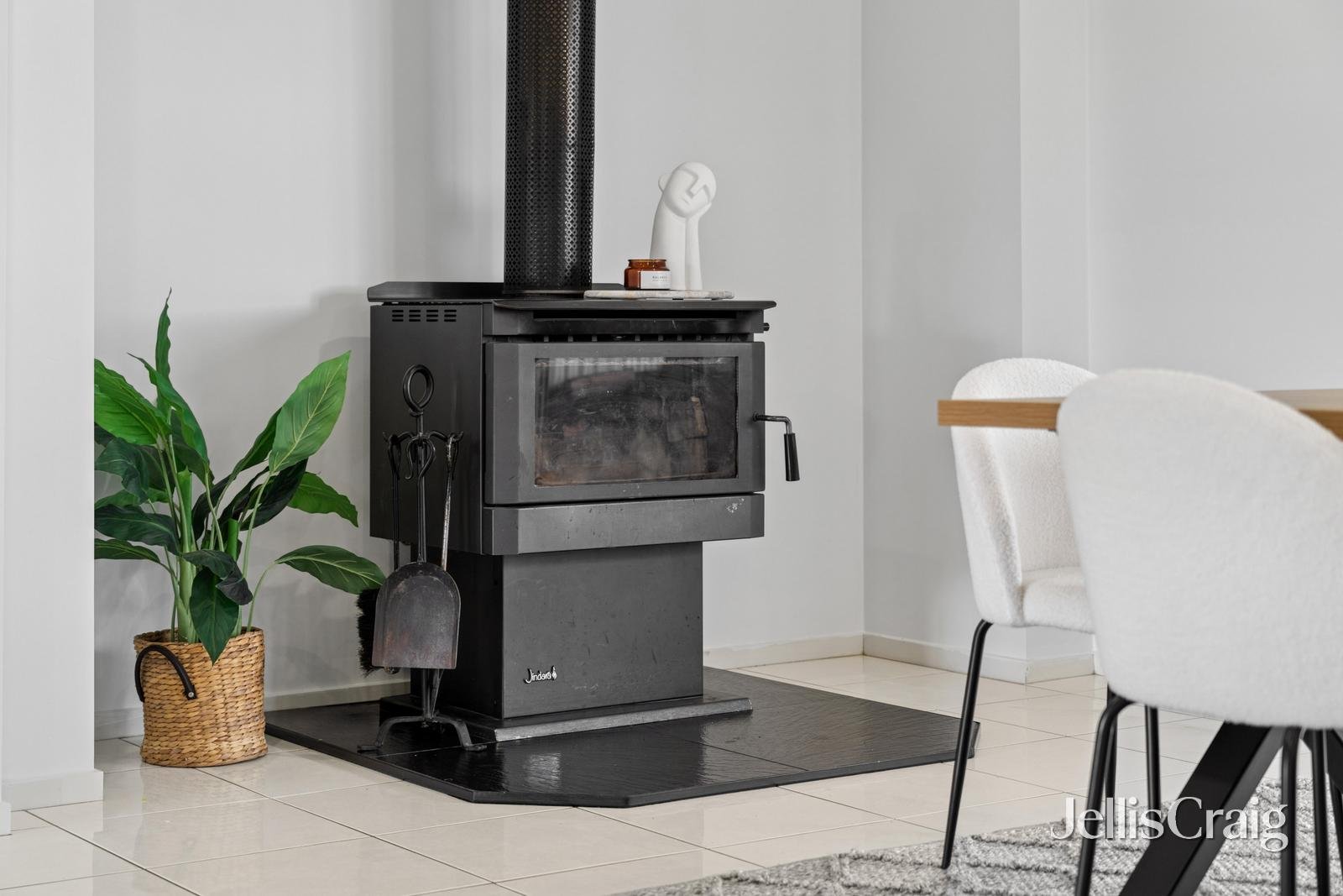 8 Bothe Place, Haddon image 22