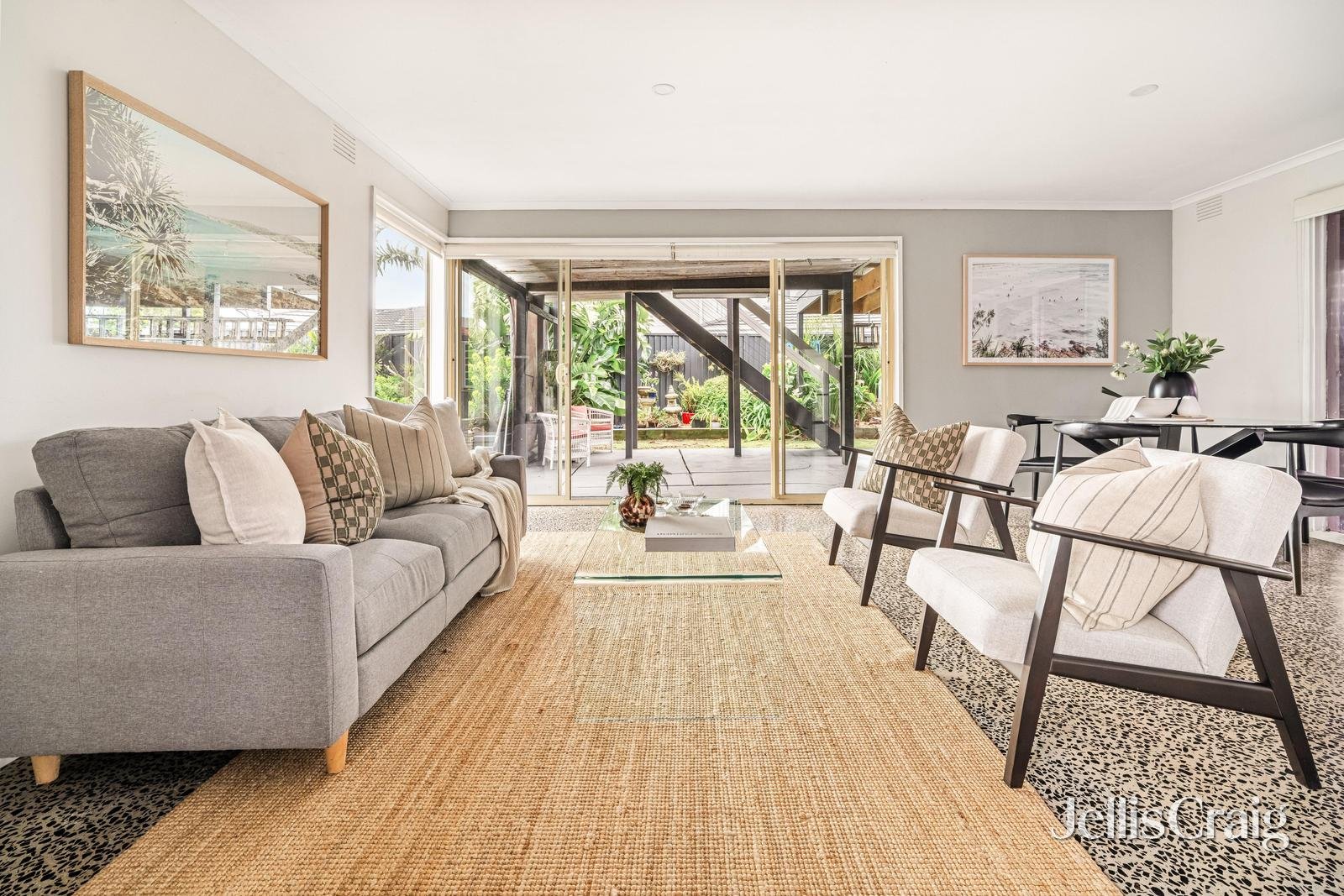 8 Bream Bay, Patterson Lakes image 4