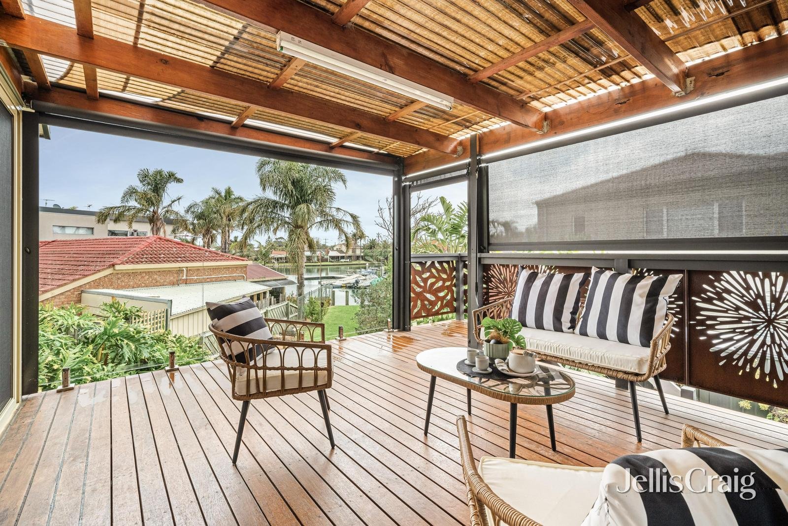 8 Bream Bay, Patterson Lakes image 9