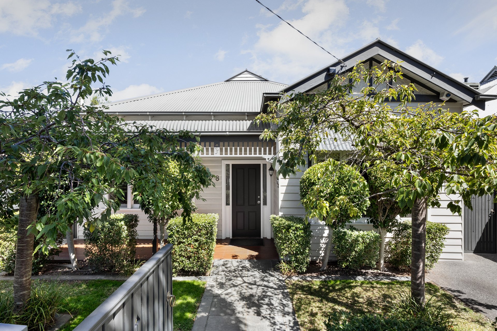 Property Gallery - Main Image
