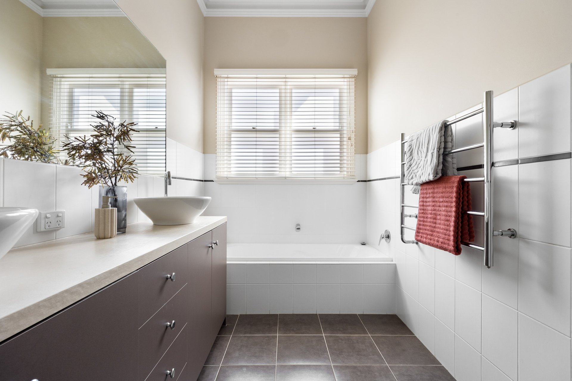 Property Gallery Thumbnail 10