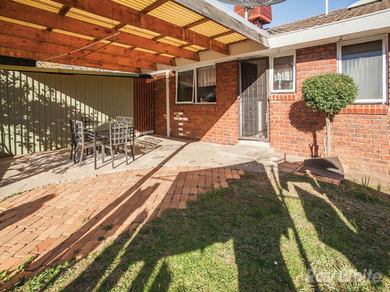 8 Bridgewater Way, Rowville image 10