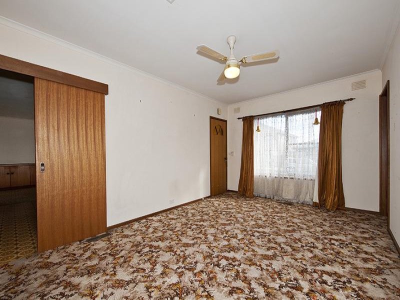 8 Broad Street, Greensborough image 3