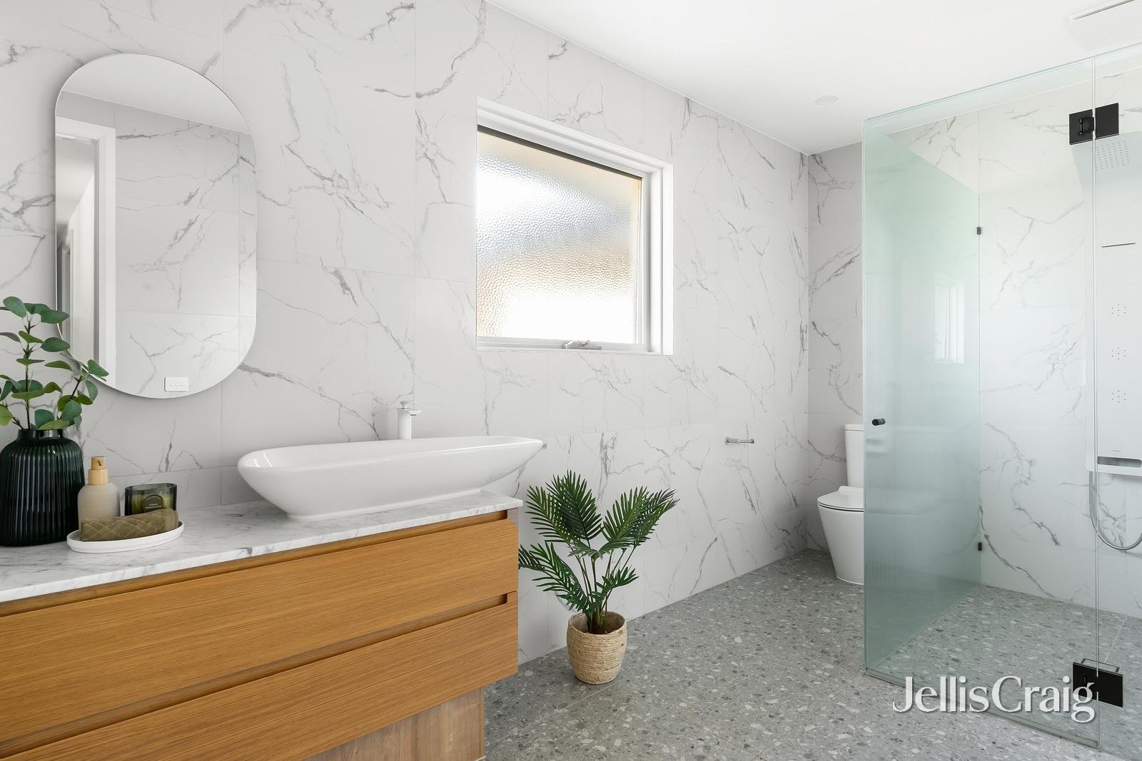 8 Brooklyn Avenue, Caulfield&nbsp;South image 11