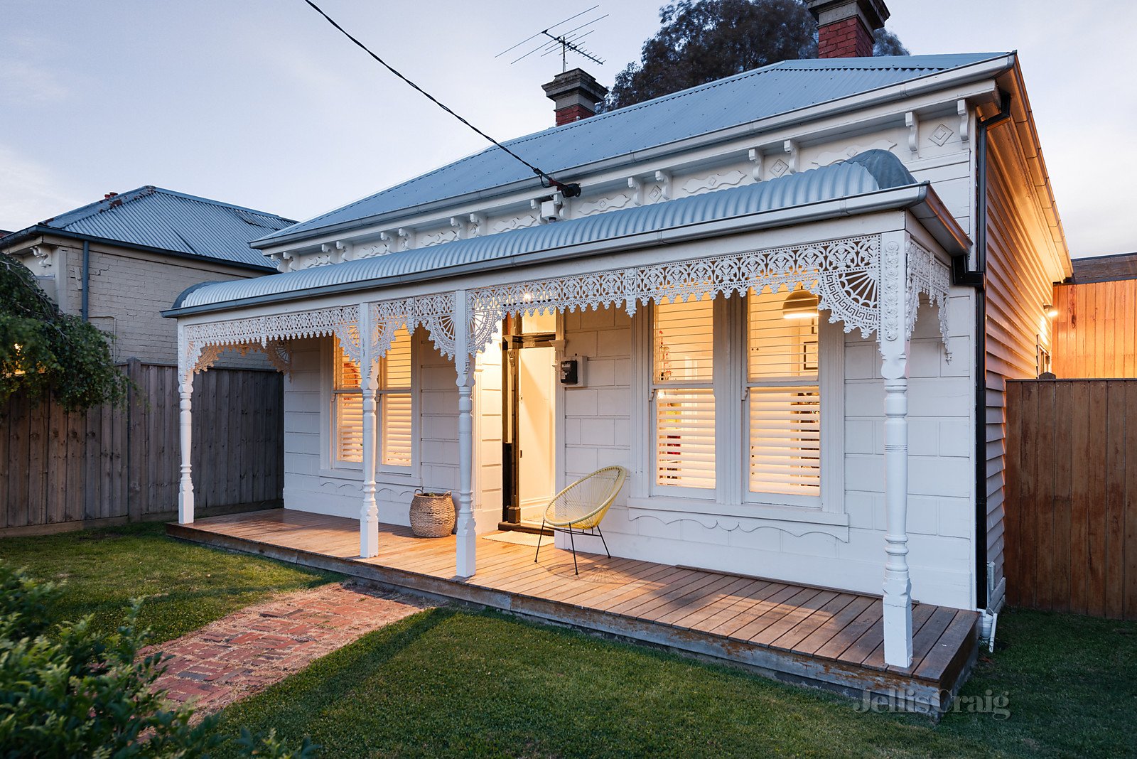 8 Burchett Street, Brunswick image 1