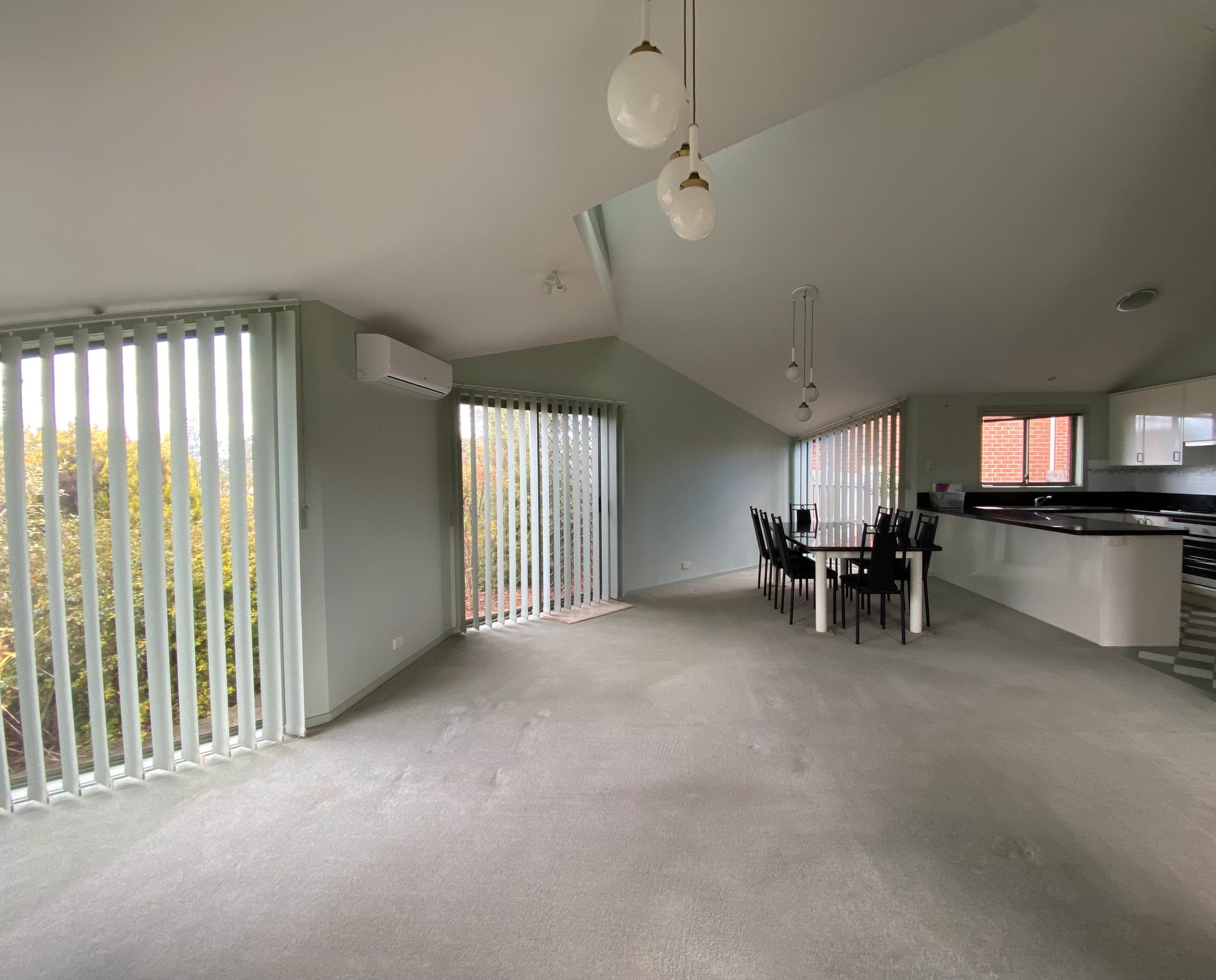 8 Burdekin Road, Highton image 3