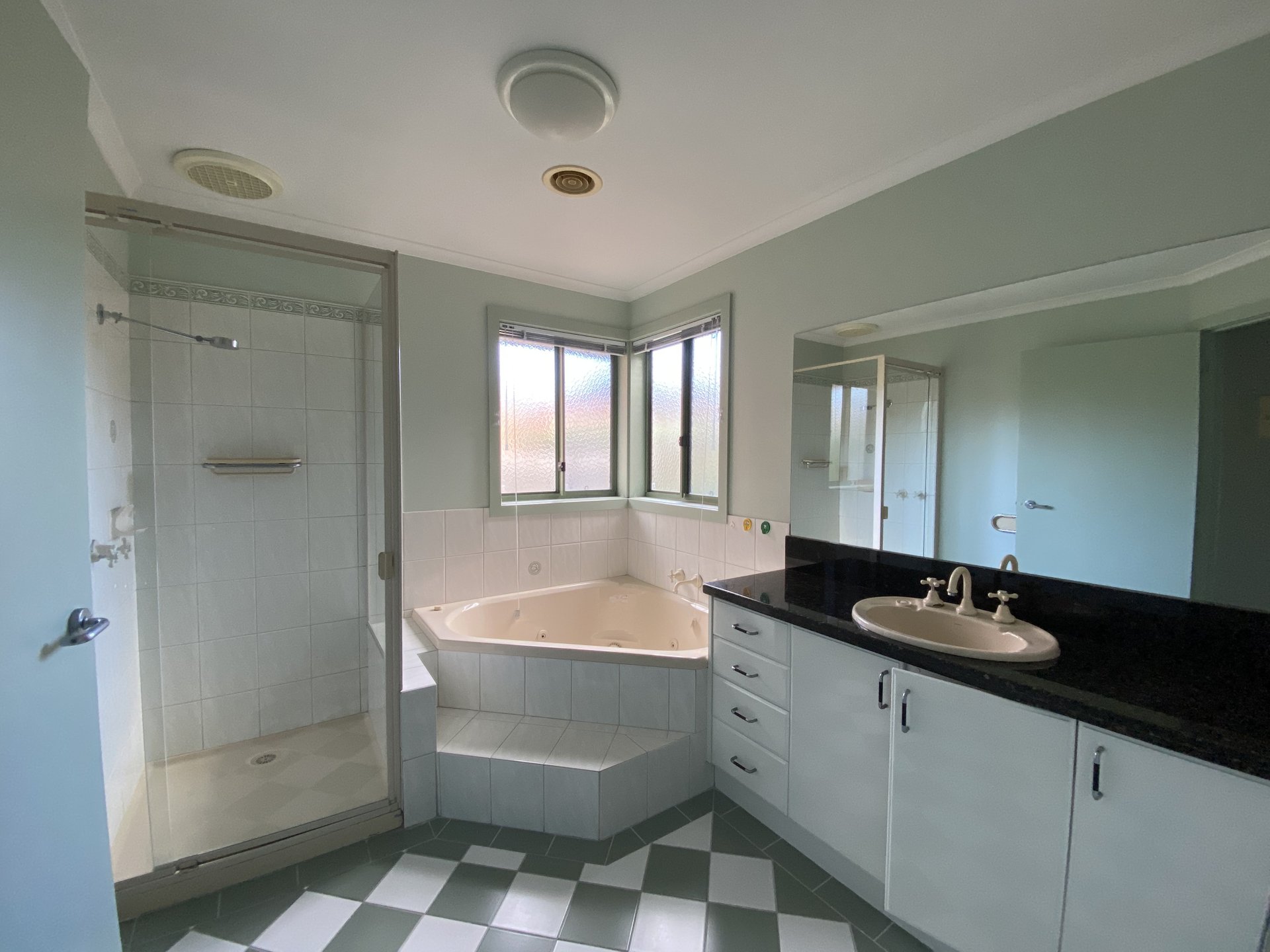 8 Burdekin Road, Highton image 8