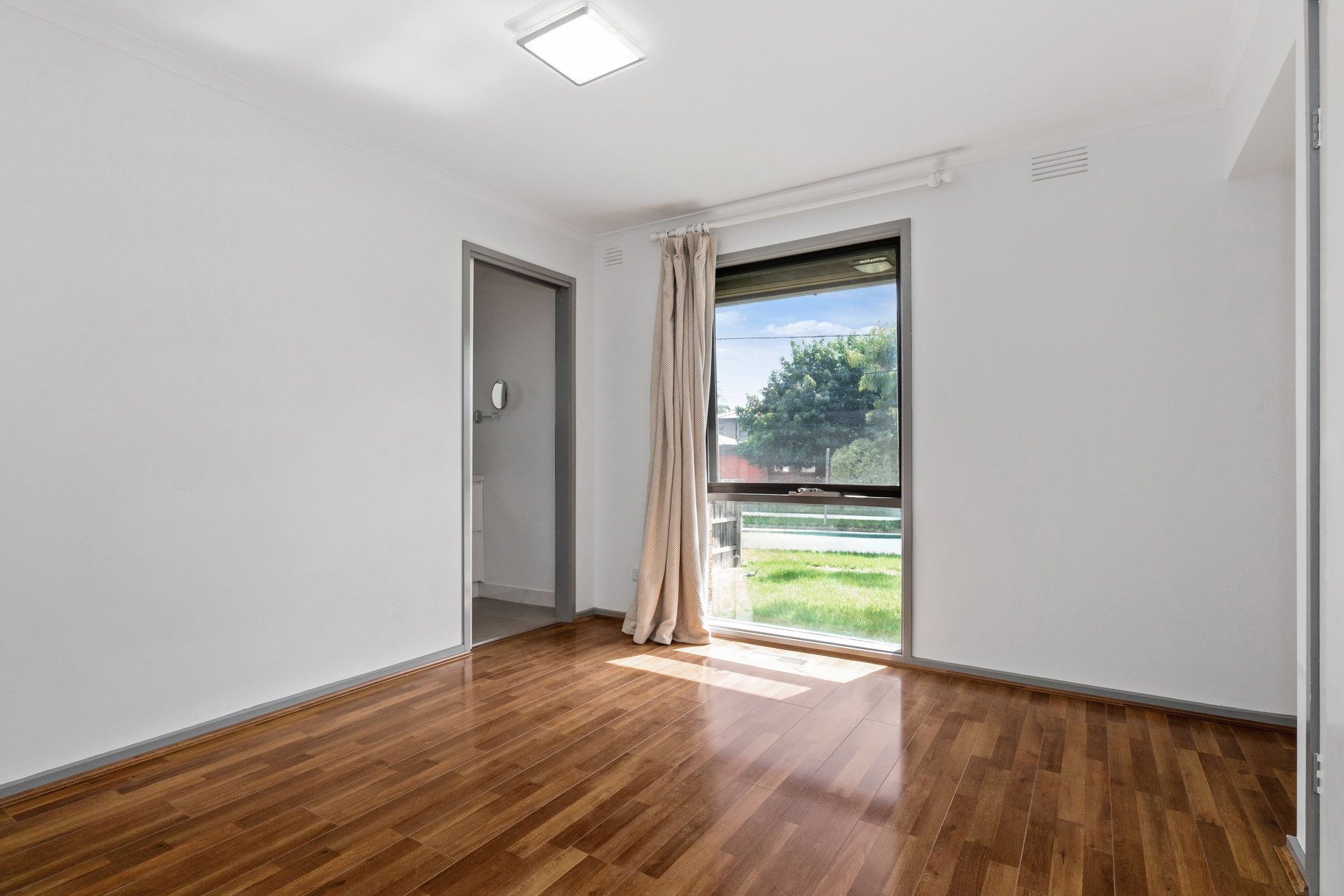 8 Burnt Street, Nunawading image 5