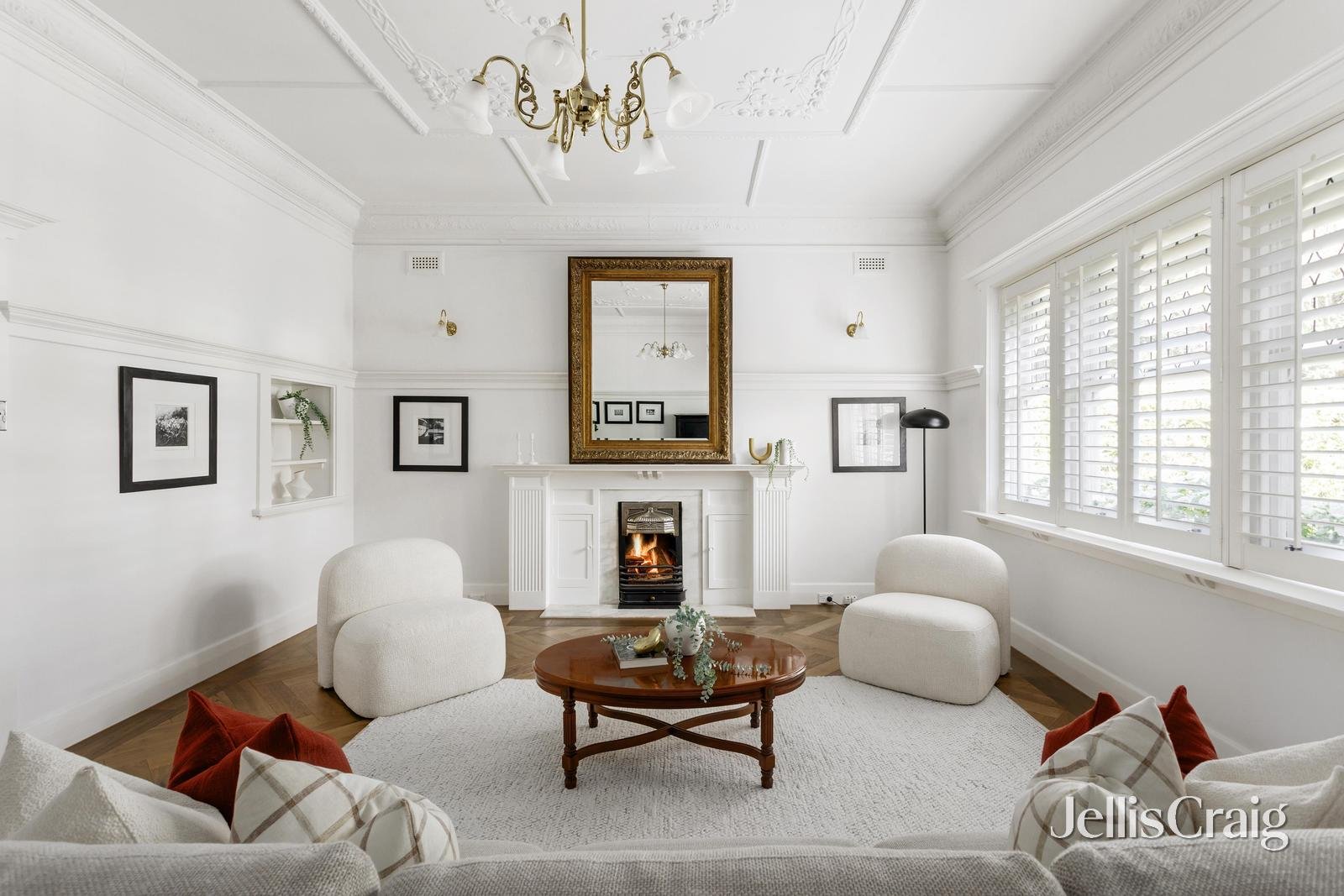 8 Cairnes Crescent, Brighton image 3