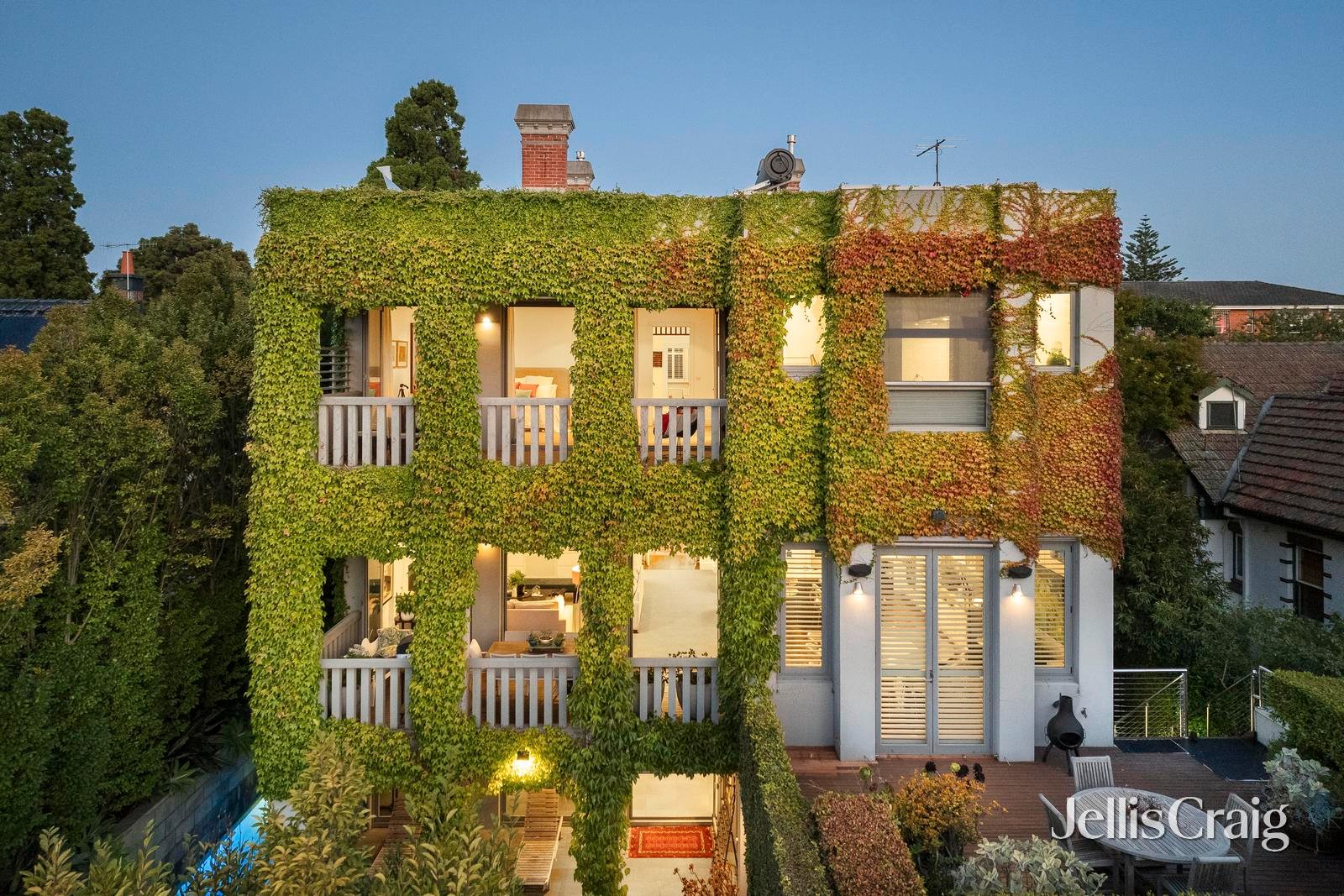 8 Calvin Street, Hawthorn image 3