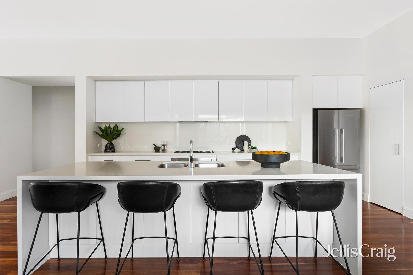 8 Campbell Street, Bentleigh image 6