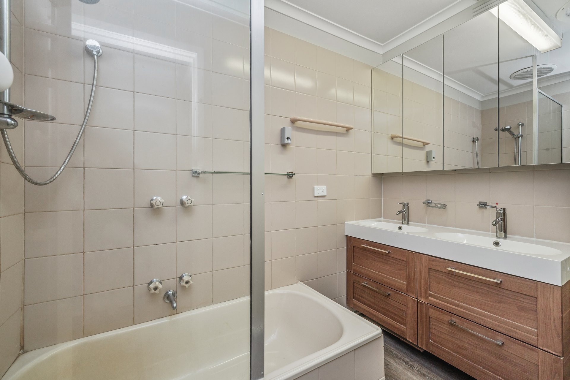8 Carawa Street, Mooroolbark image 5