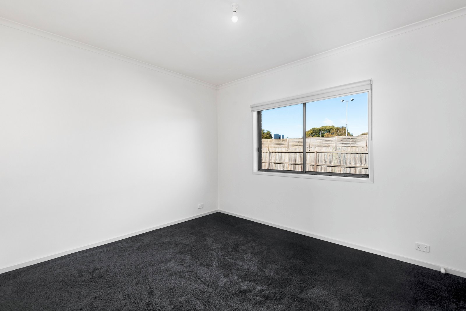 Property Gallery Thumbnail 5