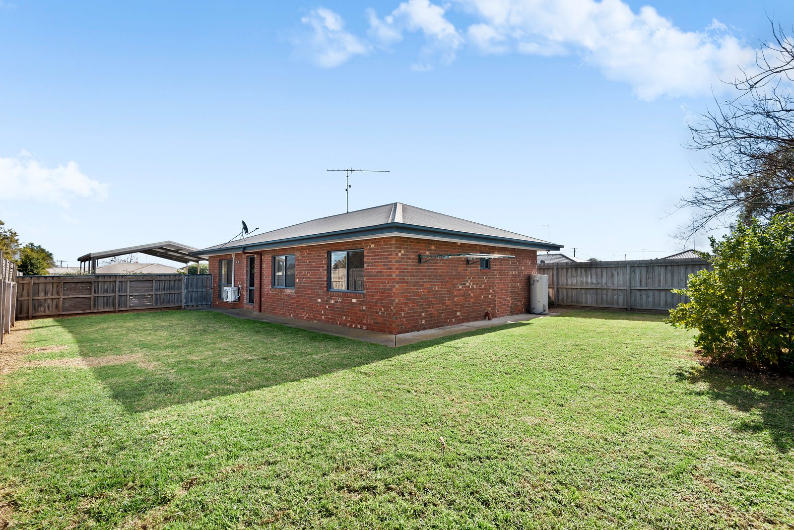 Property Gallery Thumbnail 7