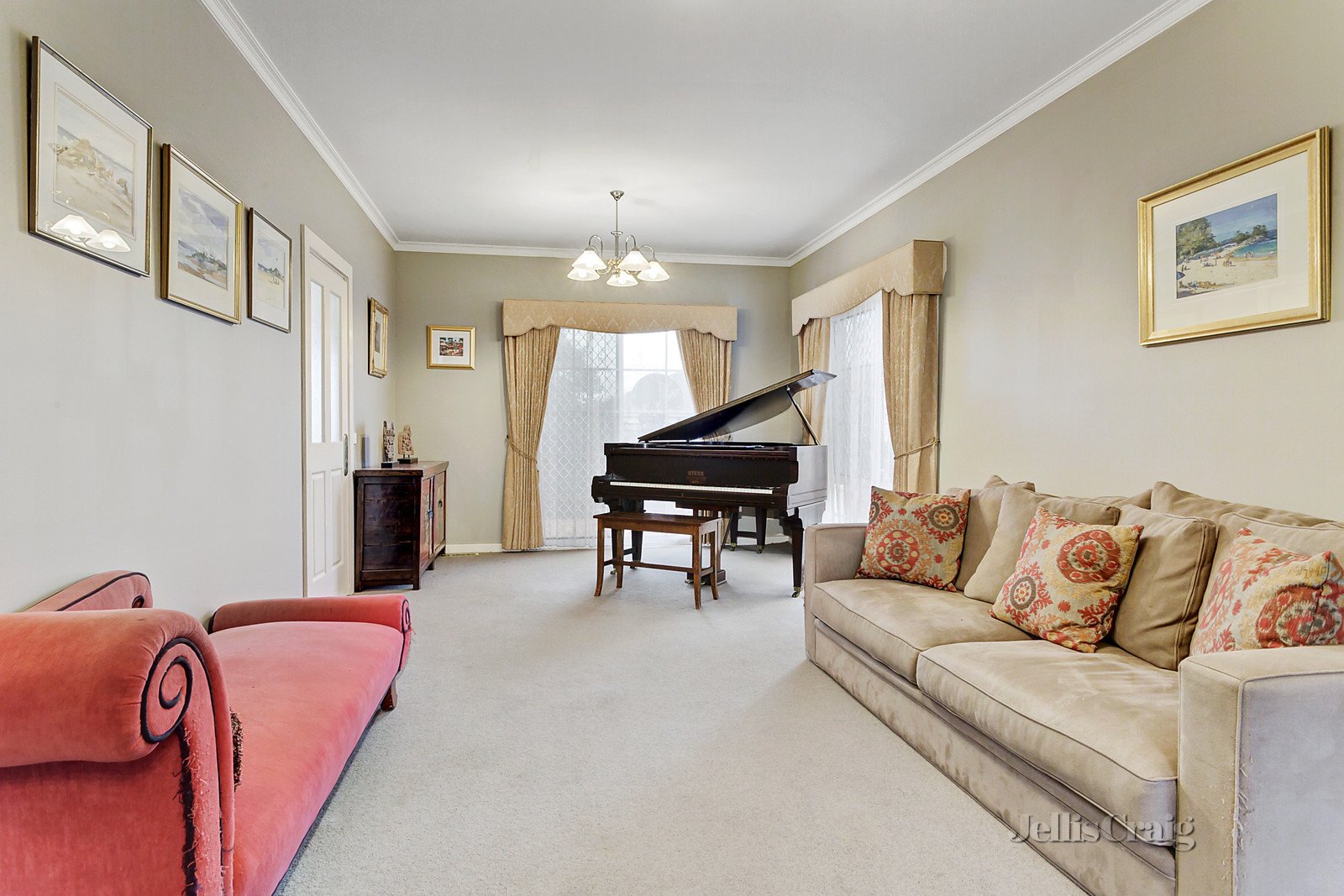 8 Cash Street, Balwyn North image 3