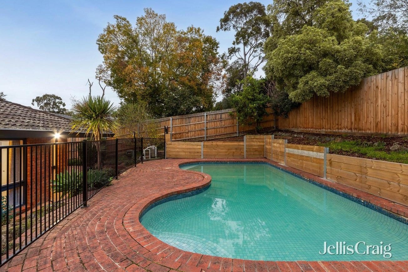8 Cassinia Road, Templestowe&nbsp;Lower image 2