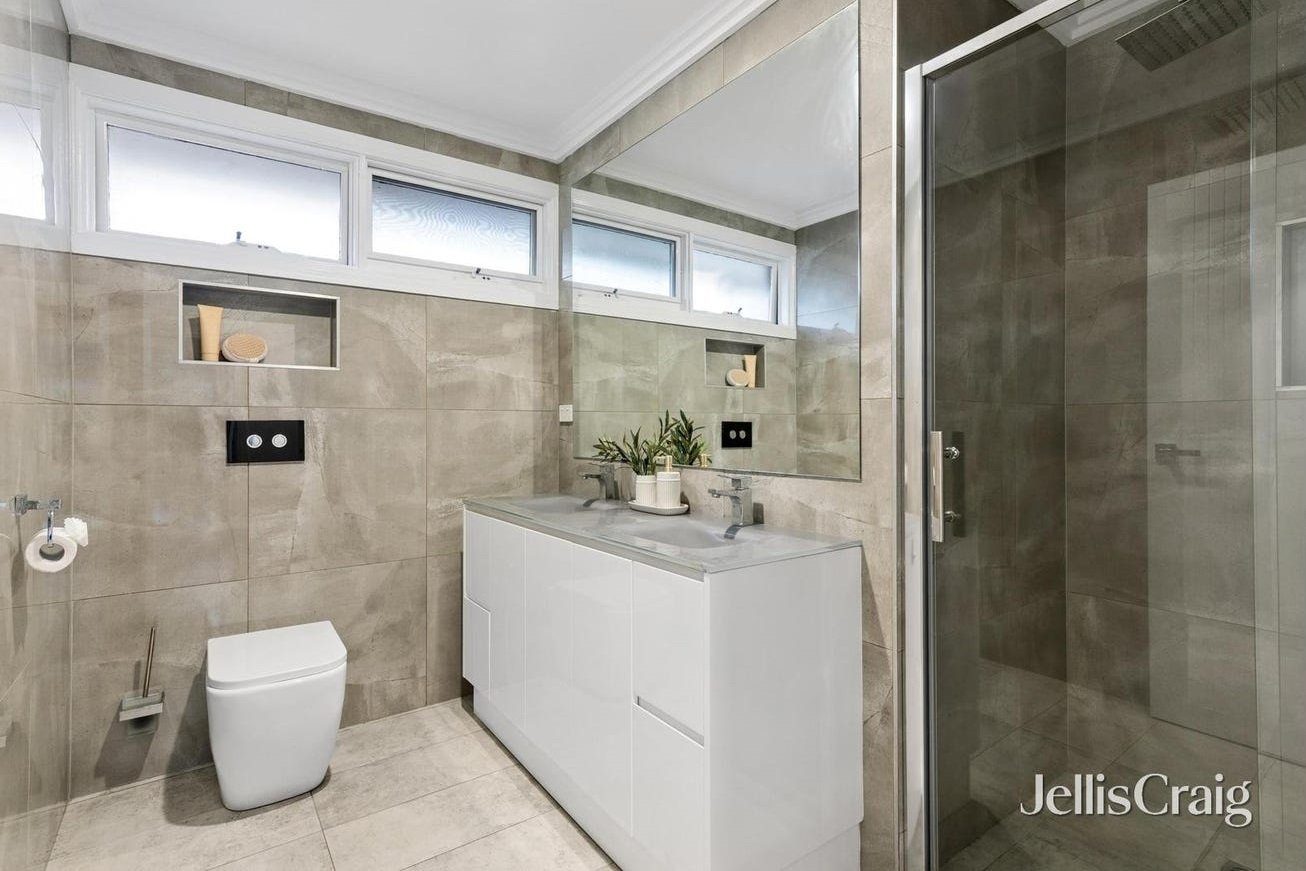 8 Cassinia Road, Templestowe&nbsp;Lower image 11