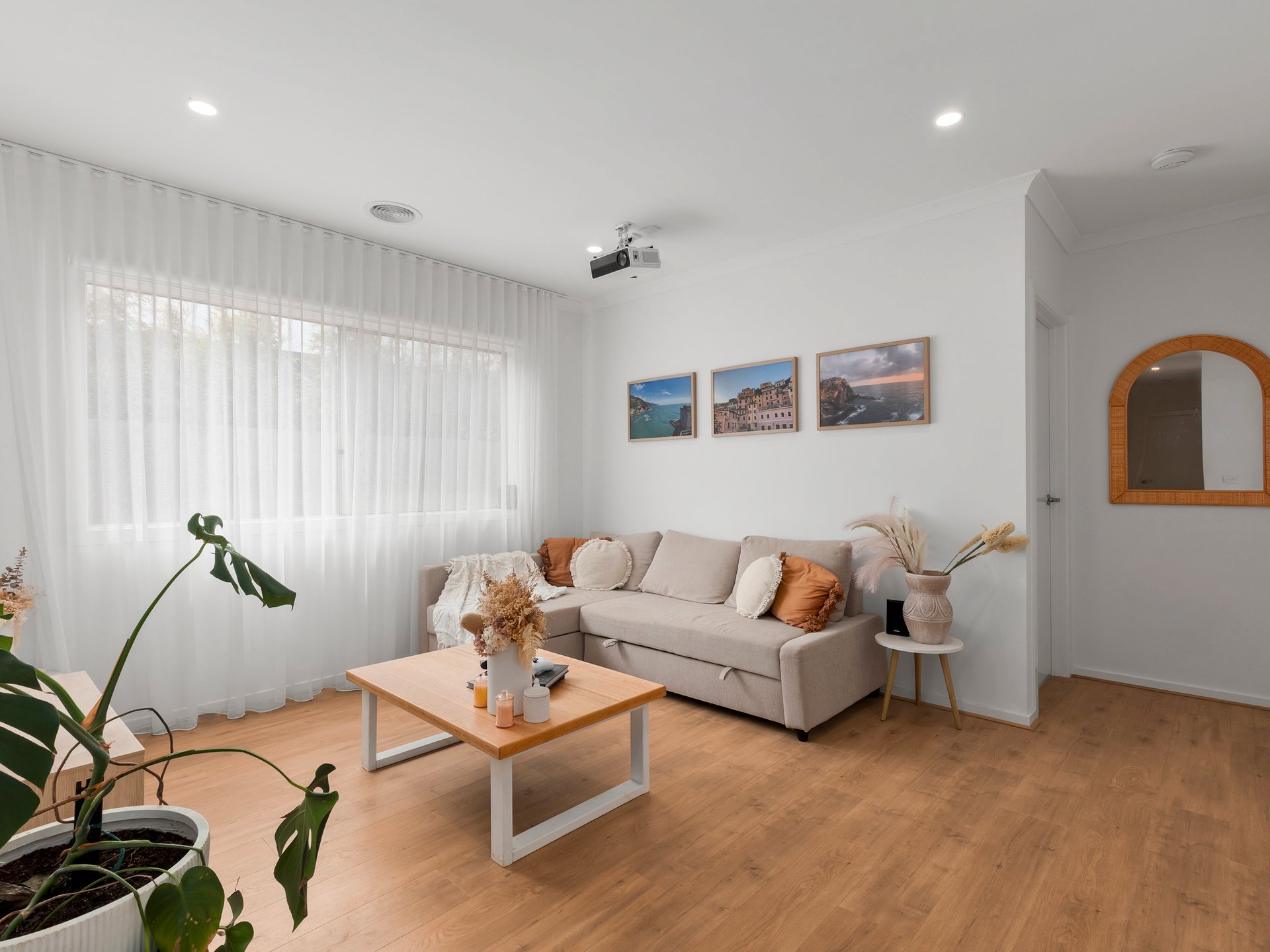 Property Gallery Thumbnail 2