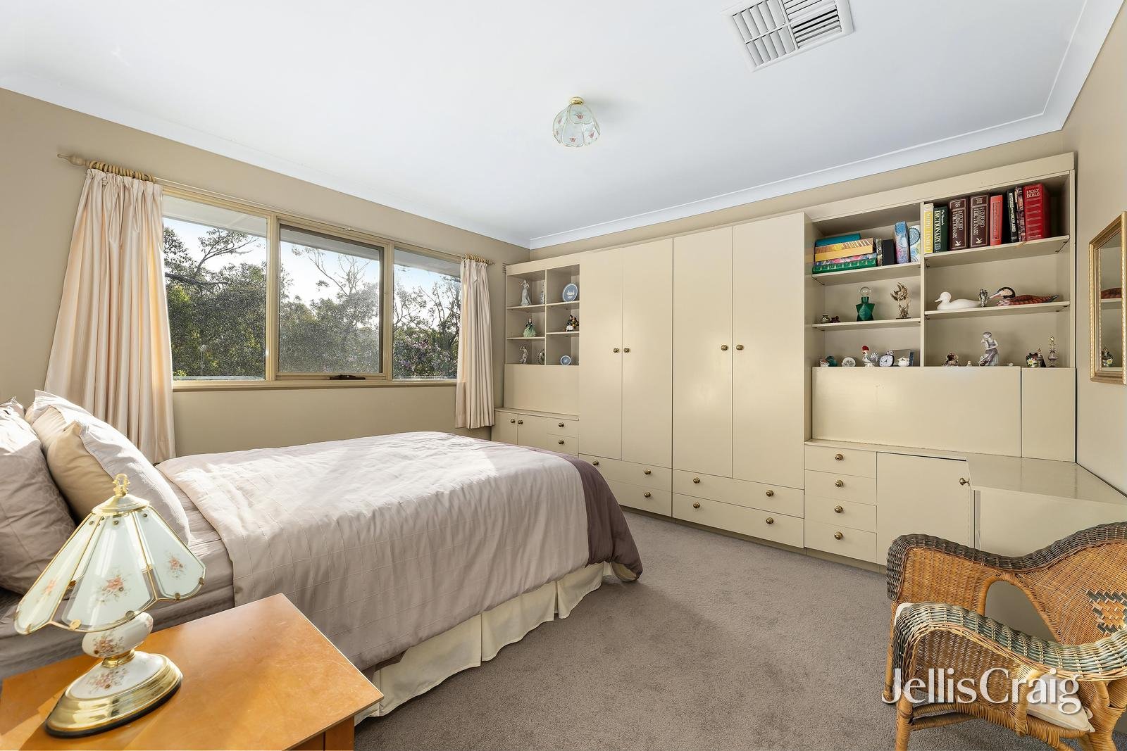 8 Chaim Court, Donvale image 11