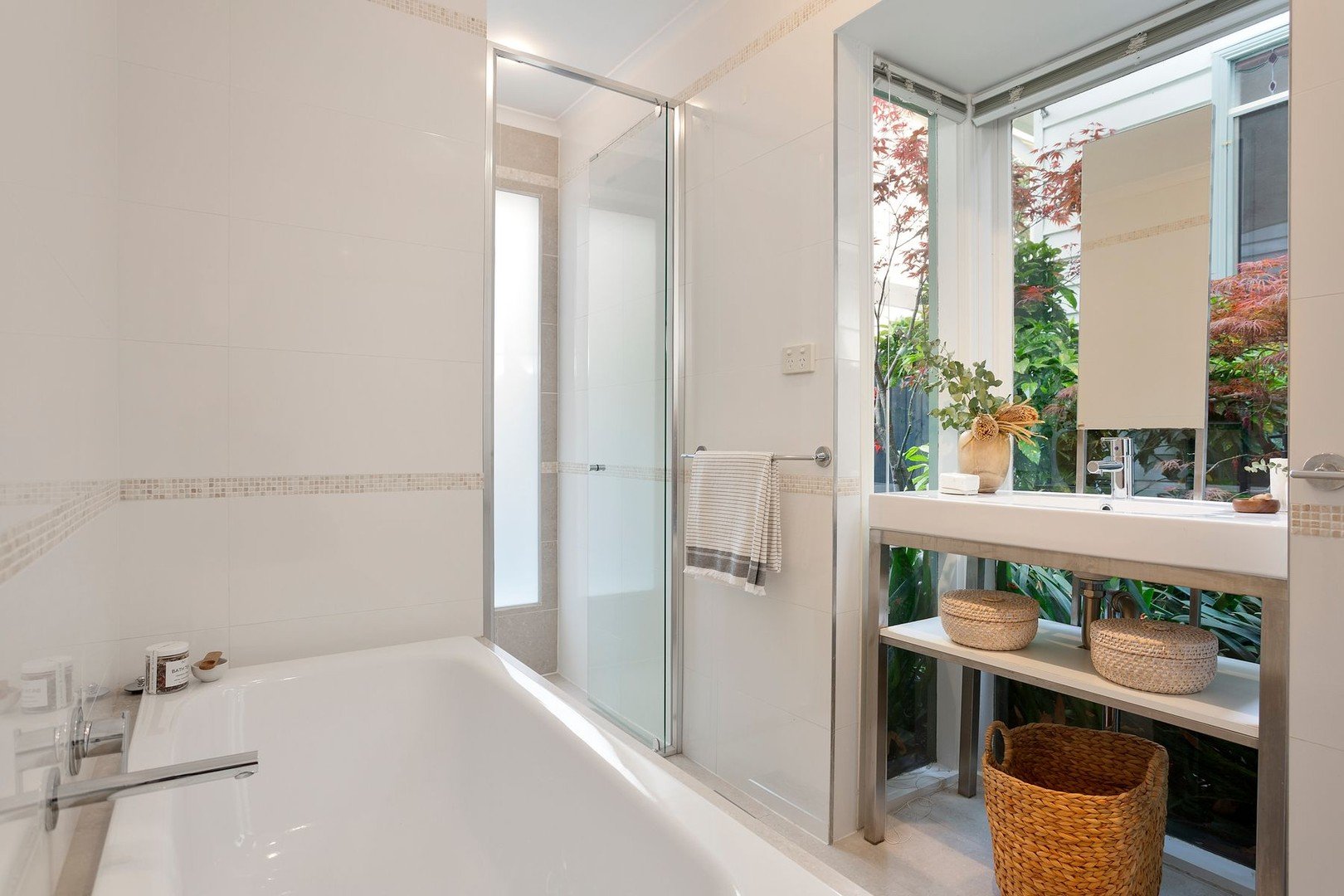 8 Charles Street, Surrey&nbsp;Hills image 8