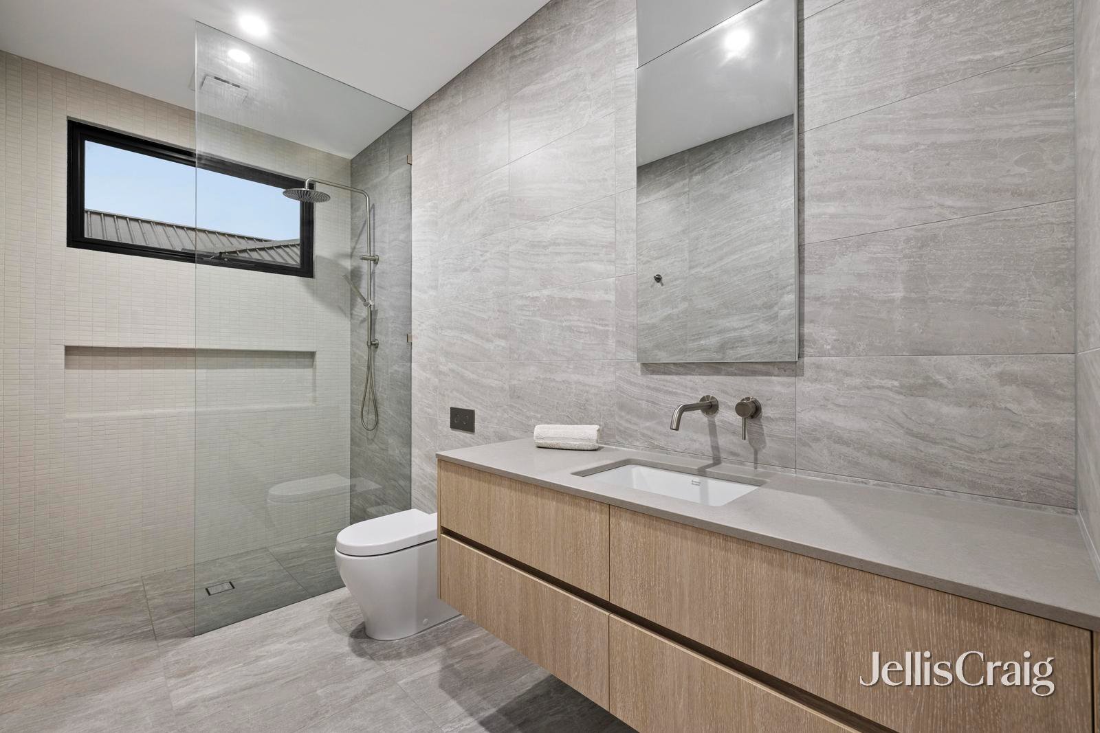 8 Chatsworth Quadrant, Templestowe&nbsp;Lower image 14