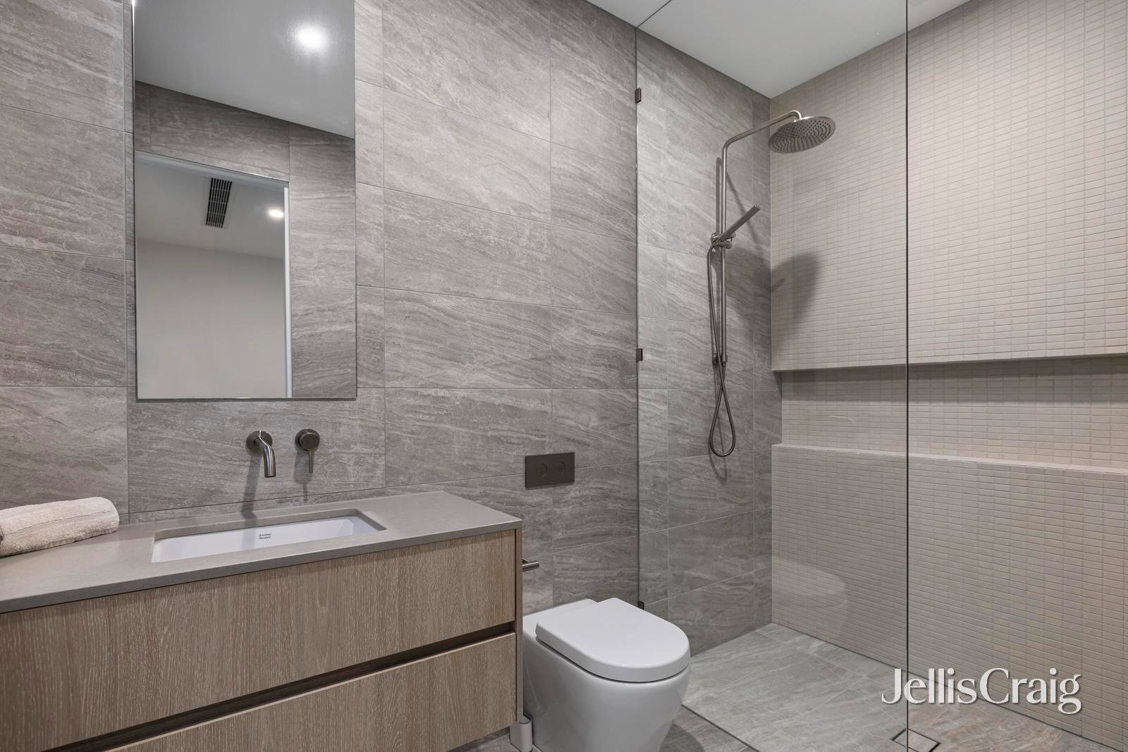 8 Chatsworth Quadrant, Templestowe&nbsp;Lower image 15